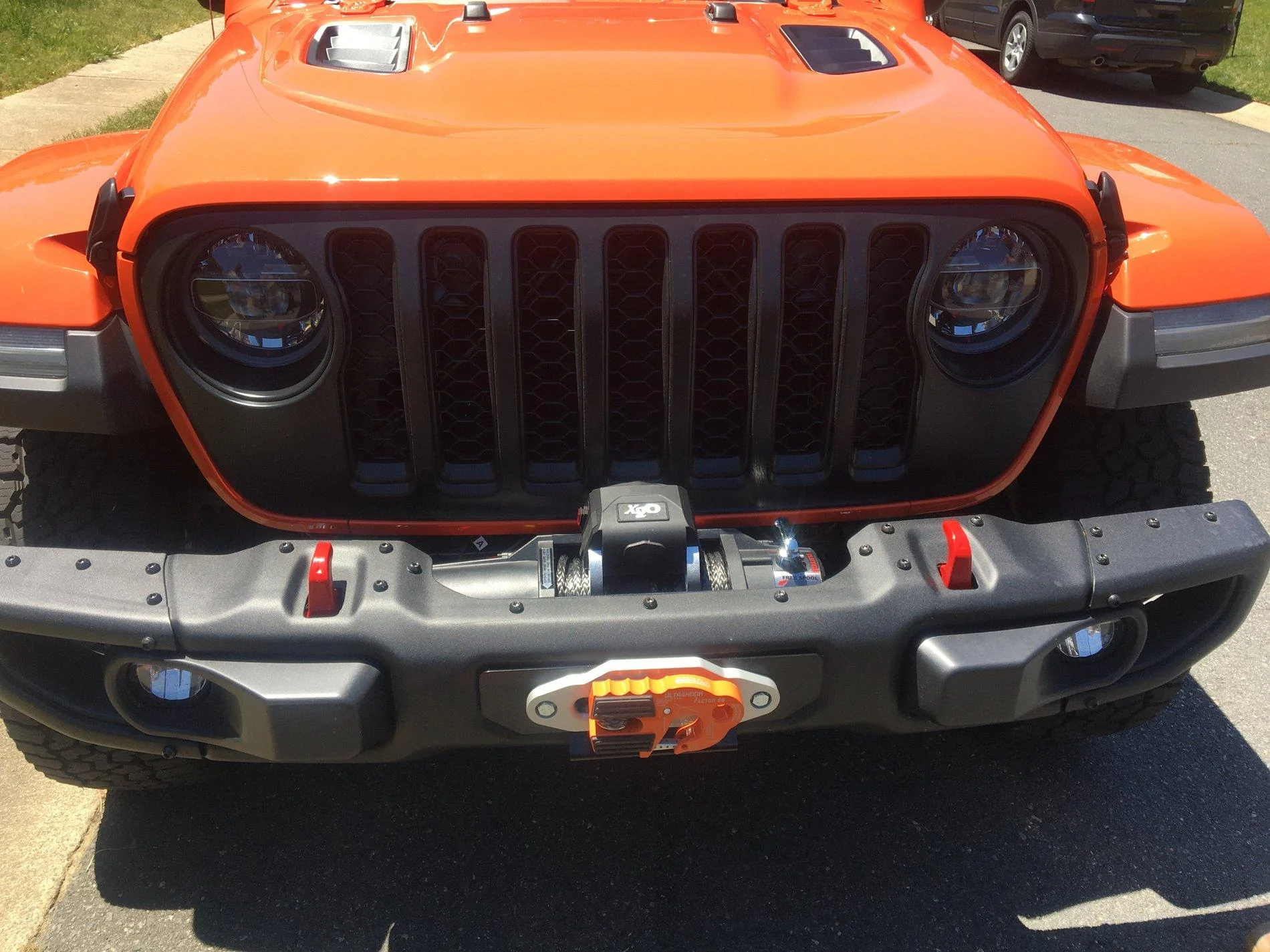 Jeep Gladiator PUNK'N Gladiator JT Club front winch 
