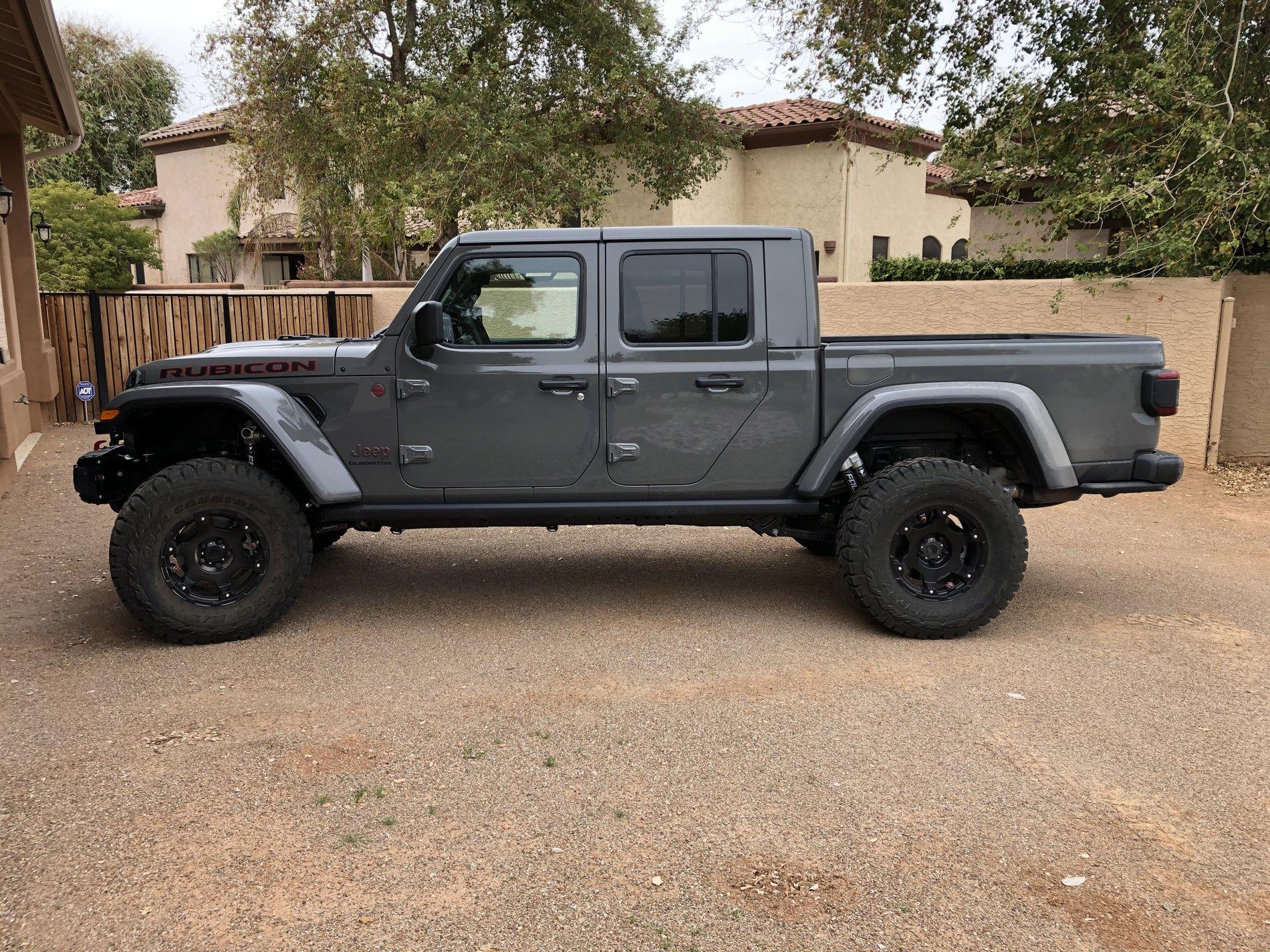Jeep Gladiator 3.5" Lift On 35's 5AF30695-F78E-4B8B-A9F5-D1ABA9495F55