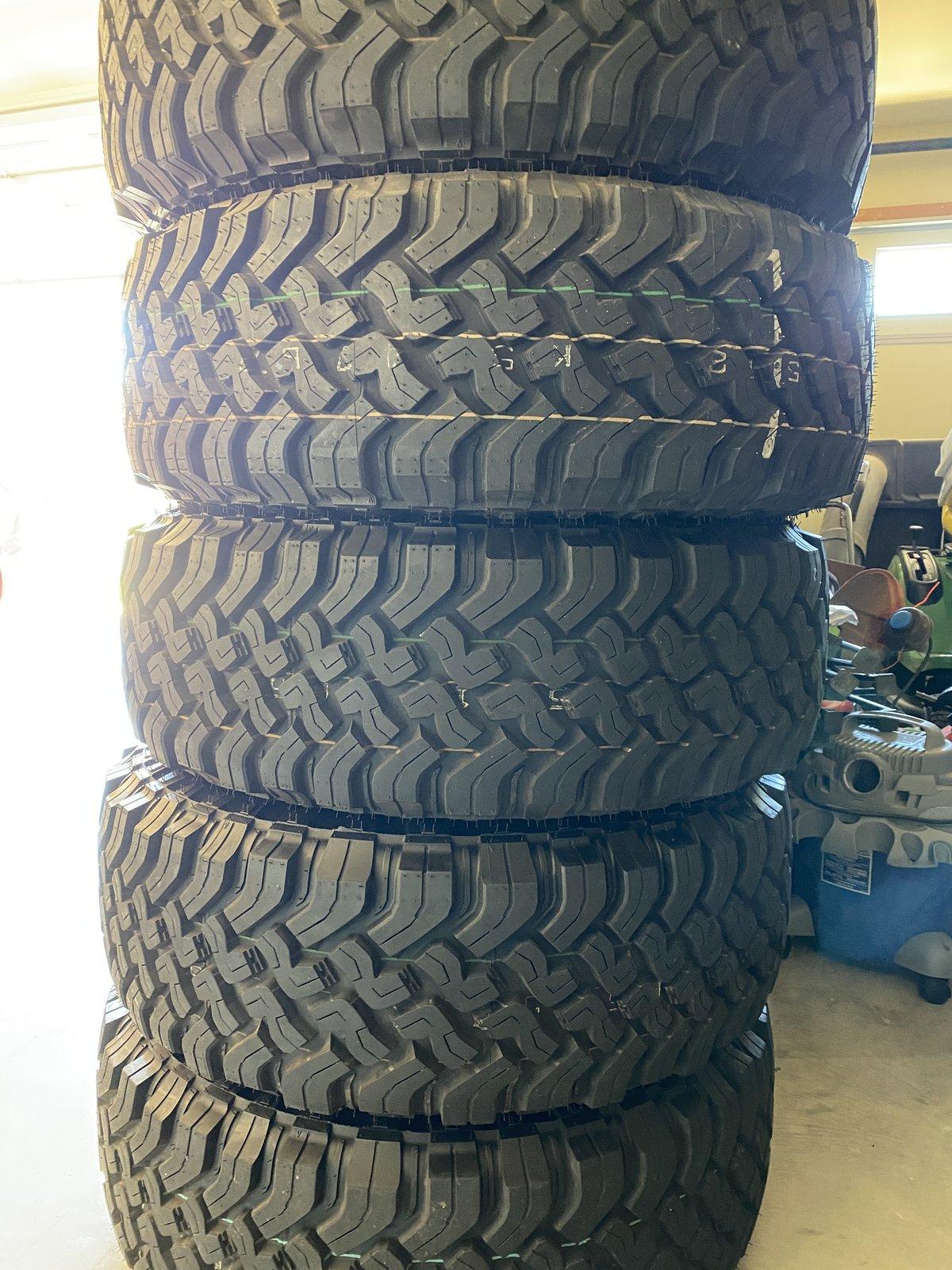 Jeep Gladiator New Rubicon Takeoffs - Tires+Wheels D70EA6CA-95A0-4539-A670-736103EE5017