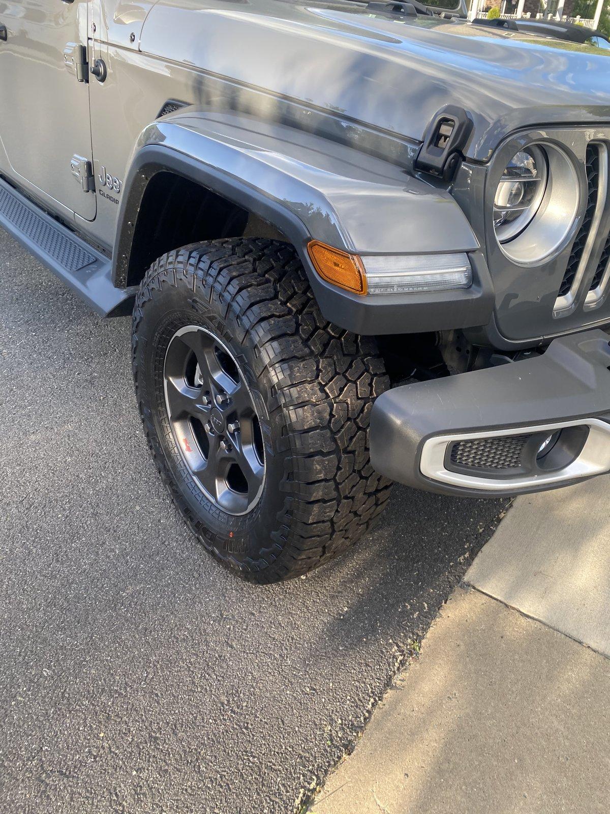 Jeep Gladiator Pics of Overland with Rubicon take-offs? B389B387-1AFA-4E4B-BEF4-B062E18BFA2E
