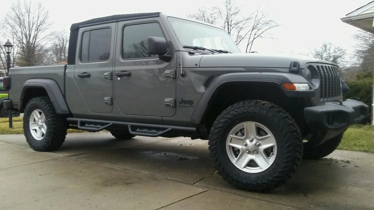 Jeep Gladiator STING GRAY Gladiator JT Club 7F5E7D38-E465-4F5D-81AD-BFE3FC6BF390