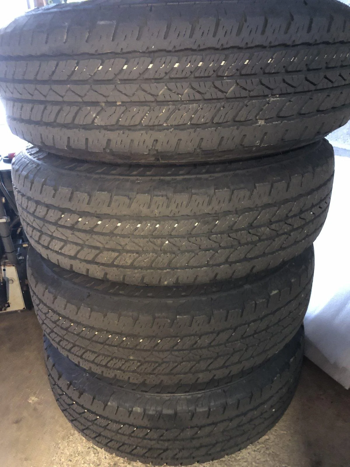 Jeep Gladiator Gladiator max tow wheels. Less than 1000 miles F4B03ADE-B595-44F0-B655-52F72A0A4DAD