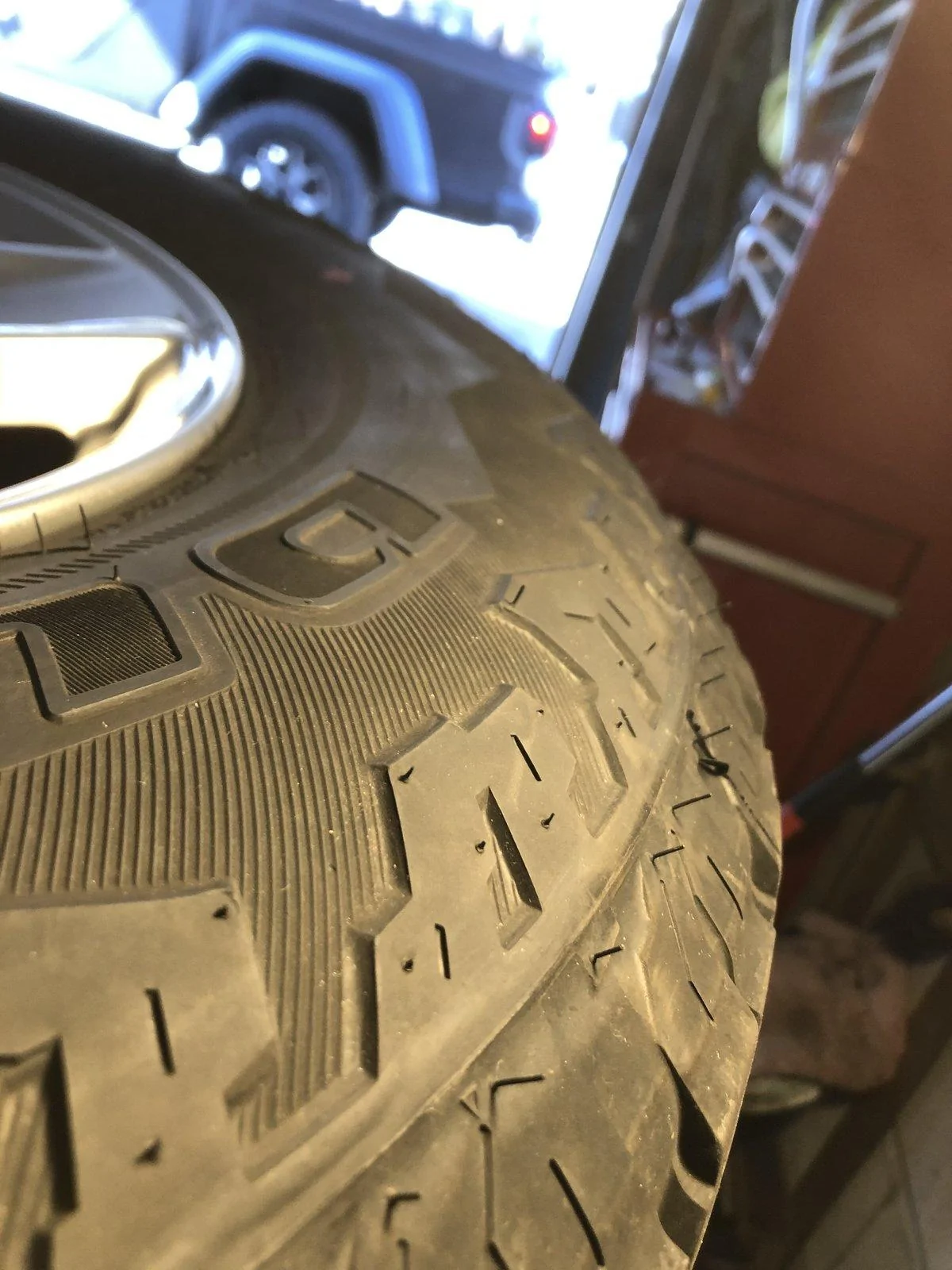 Jeep Gladiator Gladiator max tow wheels. Less than 1000 miles 186FBA81-7A28-4990-9086-4116AD1E208C