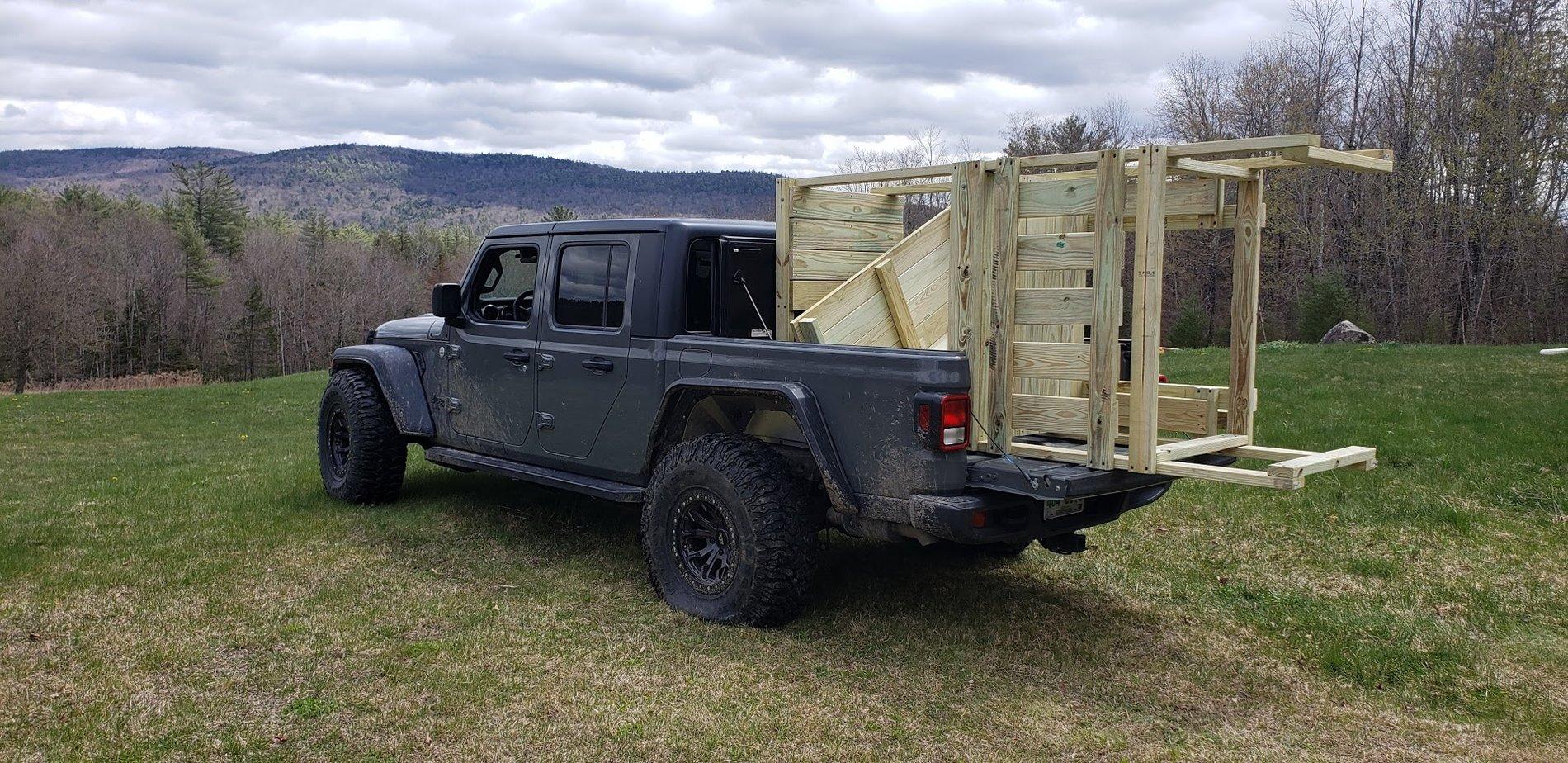 Jeep Gladiator Finally the bed hauling... 20200510_122304