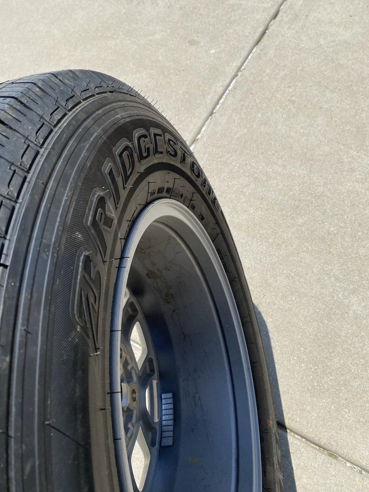 Jeep Gladiator Set of 4 Overland Wheels & Tires with TPMS - $600 IMG-0745