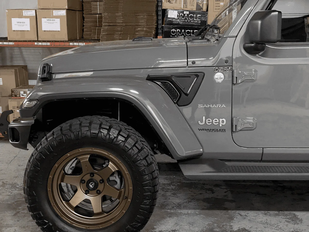 Jeep Gladiator First Look: Sidetrack LED System for JL and Gladiator! 1589393731803