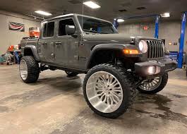 Jeep Gladiator Would you drive this download (1)