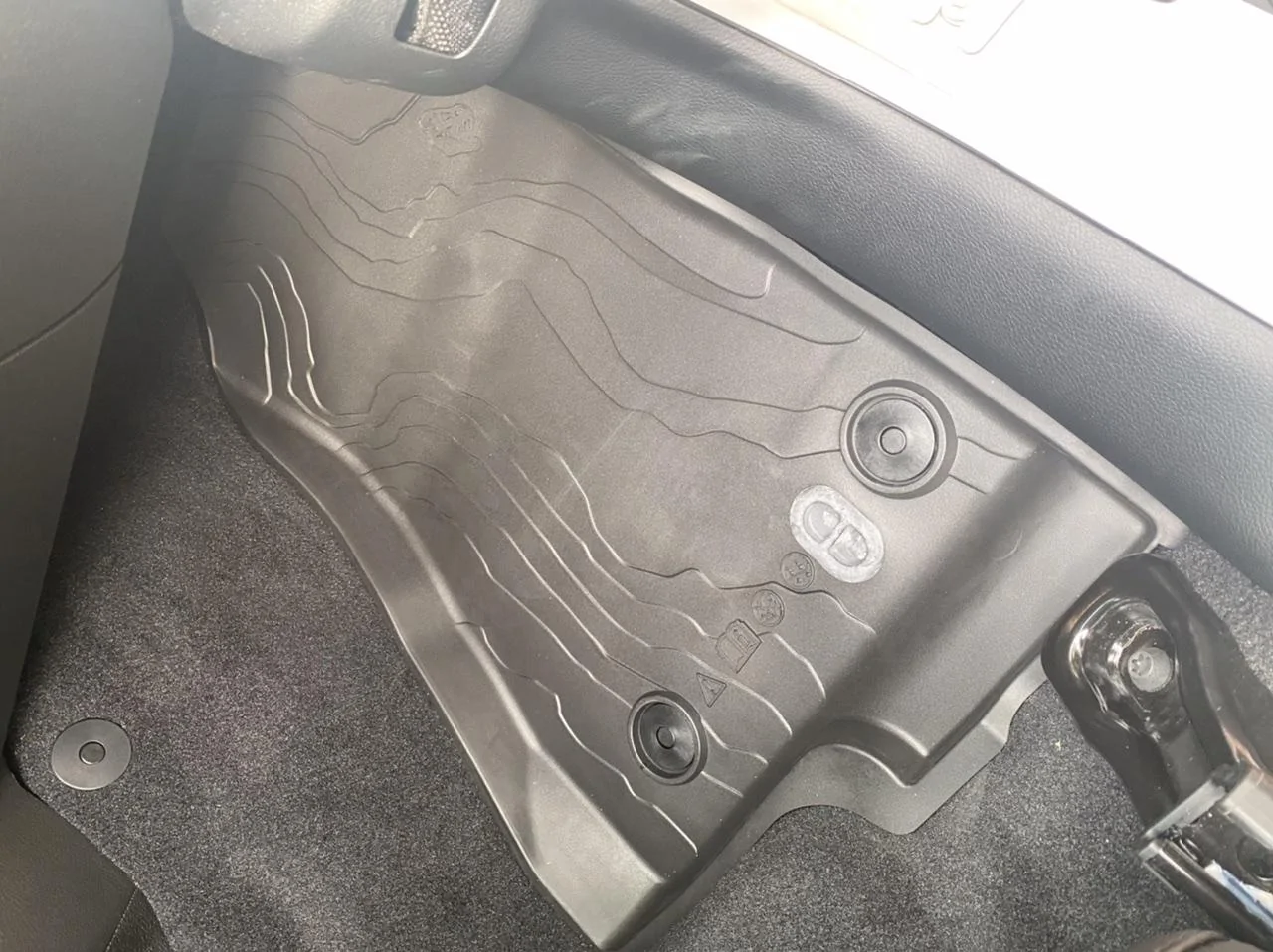 Jeep Gladiator Go with Weathertech 3D mats, not floorliners! 87E55999-D87F-4B91-B986-3EDB5A6F8611