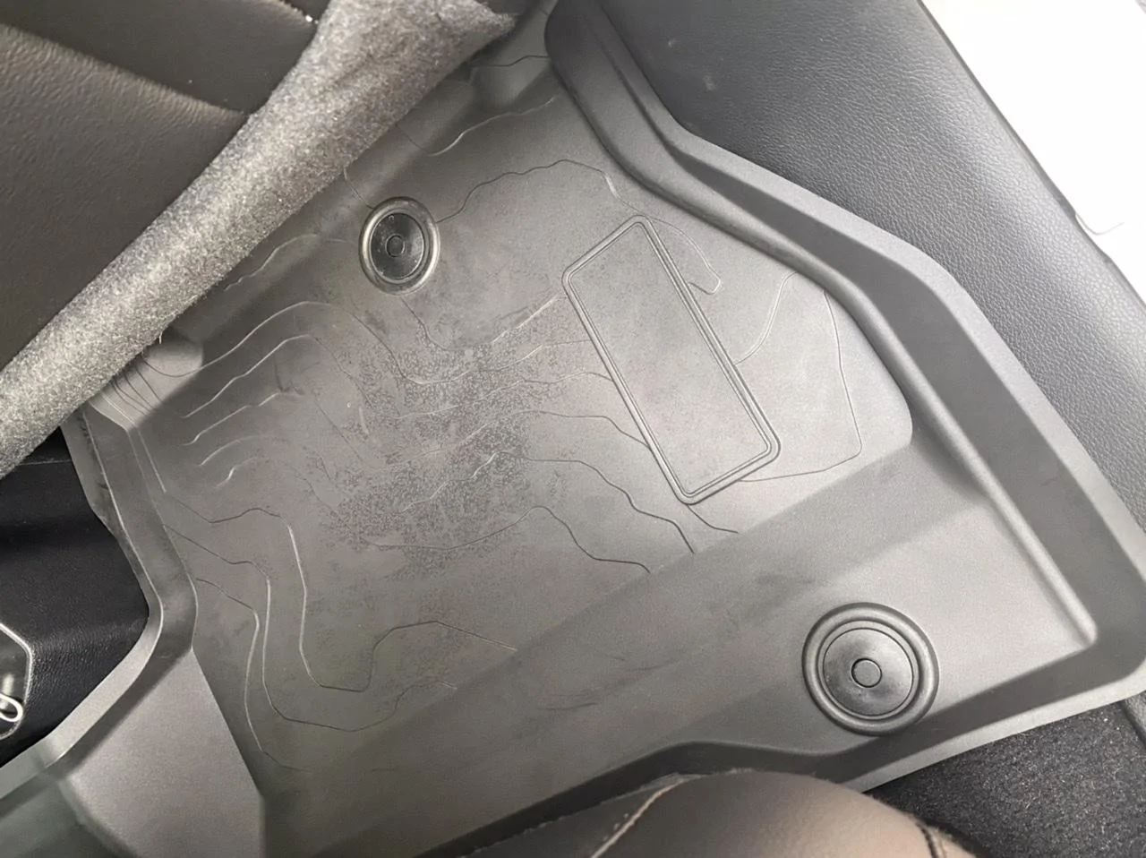 Jeep Gladiator Go with Weathertech 3D mats, not floorliners! E24C5F83-C0F9-4CBA-87D6-7EDF39FFA1C5