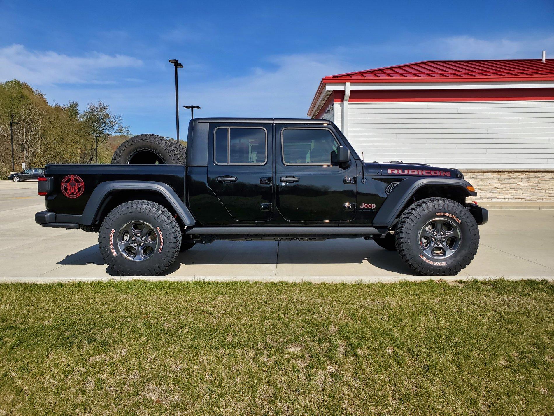 Jeep Gladiator 33" vs 37" tire performaces 20200506_165011