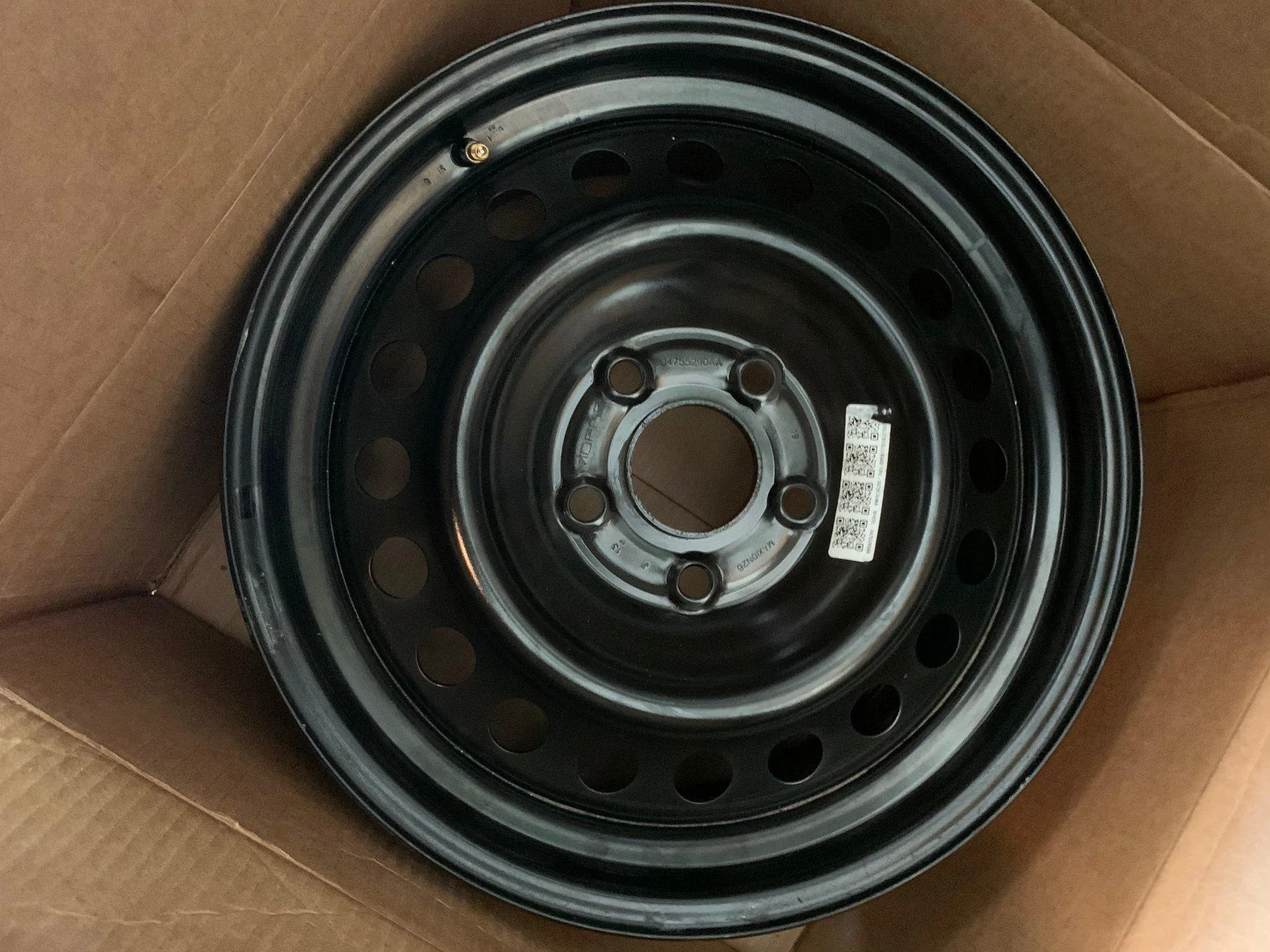 Jeep Gladiator 2020 Jeep Gladiator OEM Spare Steel Wheel IMG_3720