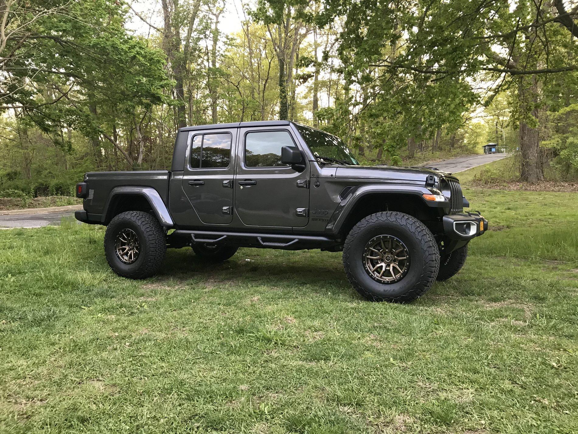 Jeep Gladiator Gladiators on Mopar 2" Lift Kit 19C9EAE7-9CBB-4ED3-A37A-09D384E9035D