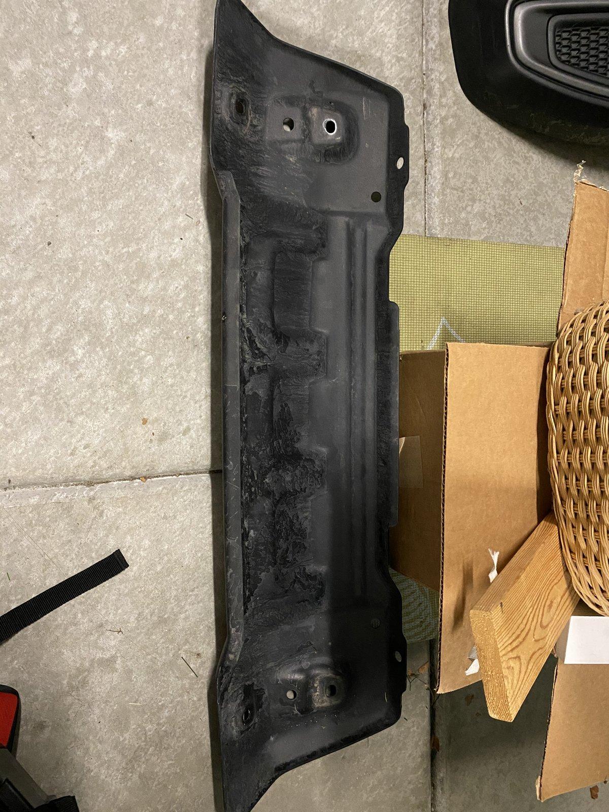 Jeep Gladiator Rubicon plastic bumper w/ LEDs & skid F9F32482-44E2-456D-B96C-C36B80942E39