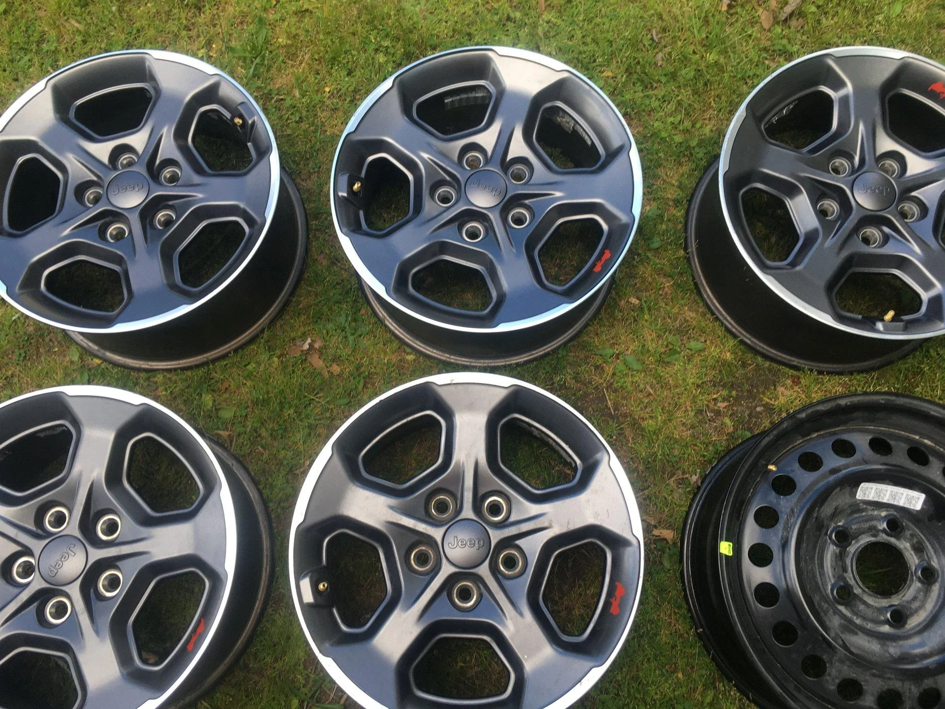 Jeep Gladiator (Sold please delete)rubicon wheels, near Richmond Virginia BFFB8356-AF96-4725-AFD8-8B45CFA354C2