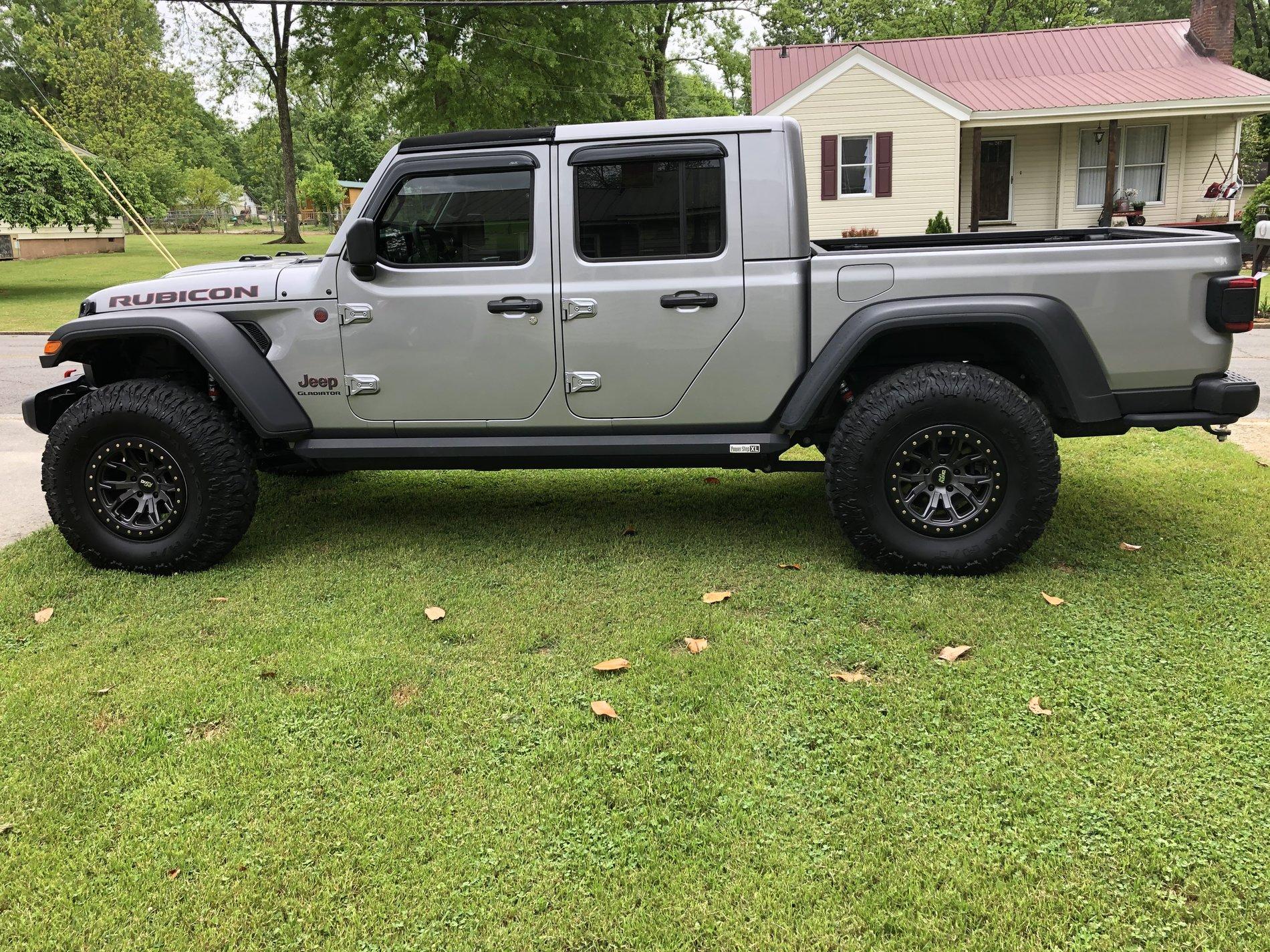 Jeep Gladiator SHOW ME YOUR WHEELS! E1F7663A-4CD1-44E3-93BD-E208609F9F8D