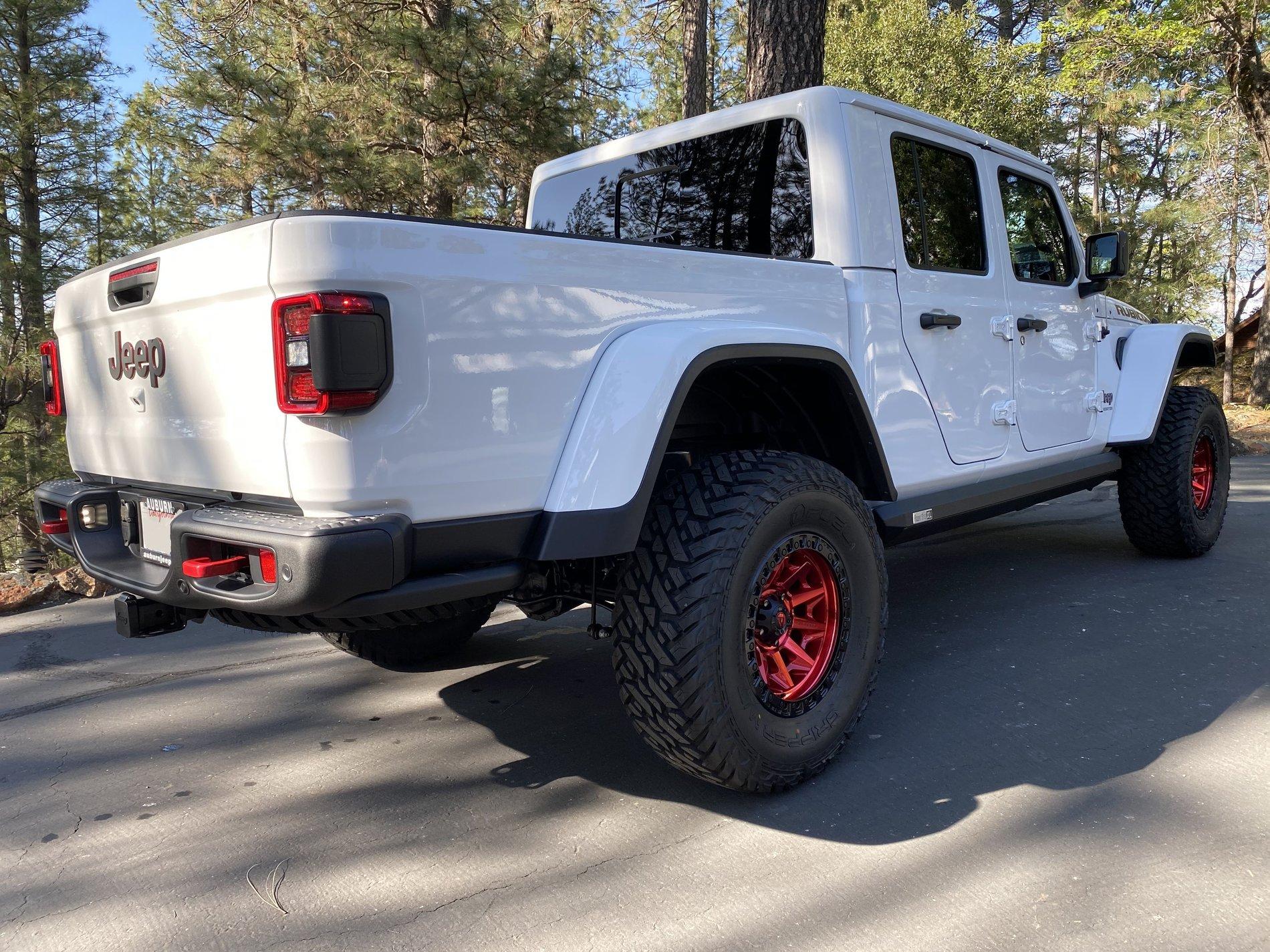 Jeep Gladiator New Jeeper! Need help! How the he-double hockey sticks do I figure out the wheels & tires?!?! Gladiator_Right_Rear_Side_View