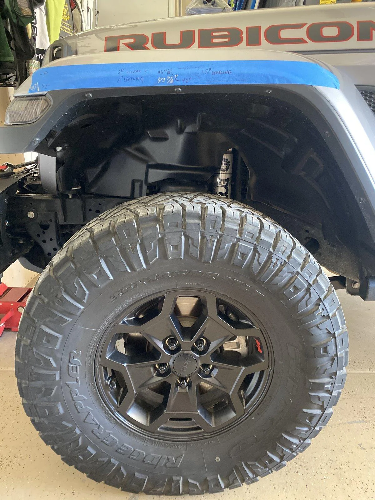 Jeep Gladiator Gladiators on Mopar 2" Lift Kit A878F21B-0029-4143-8FDC-3763C85FF139