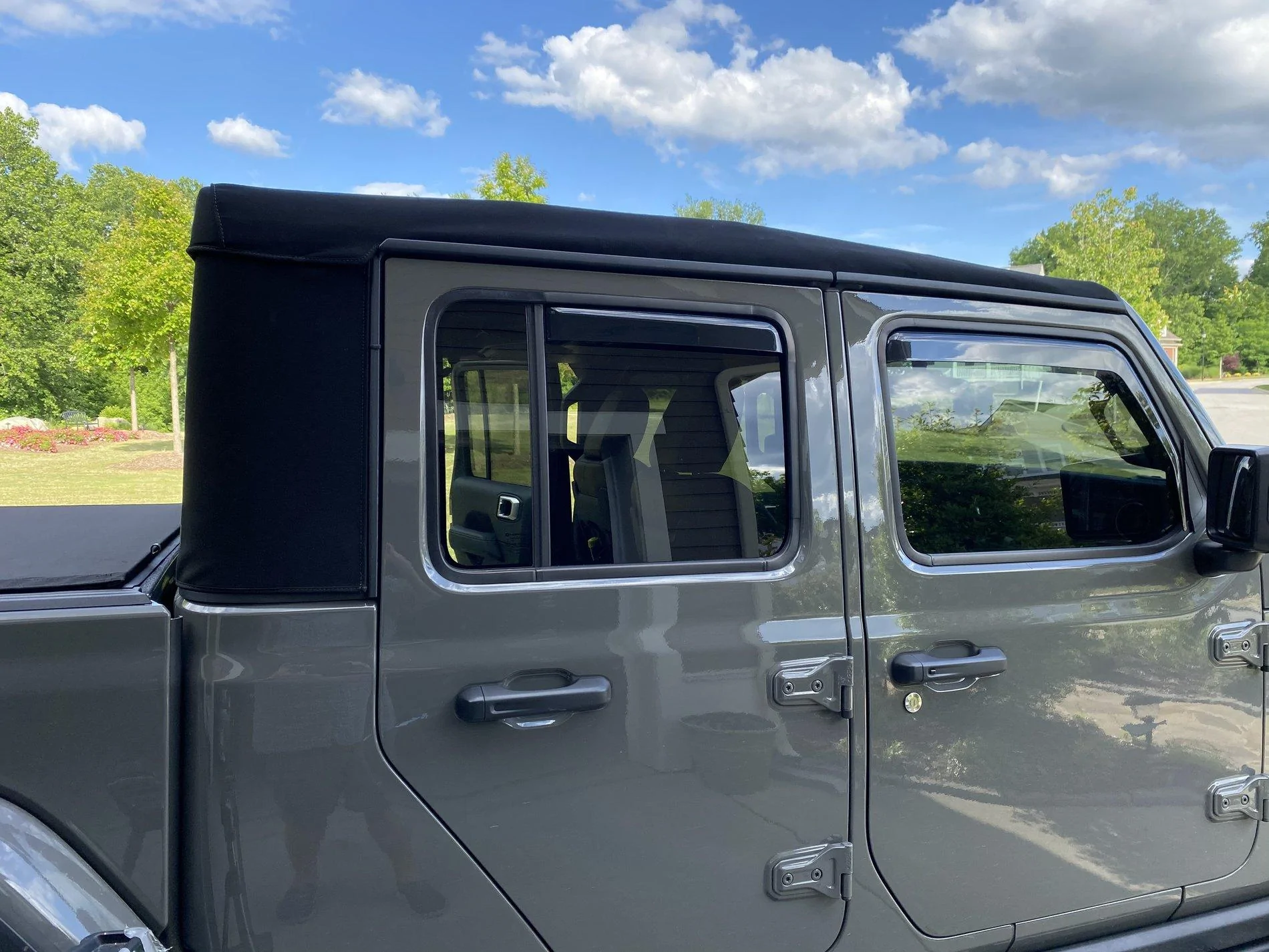 Jeep Gladiator Samson 5515F199-3C36-4A09-8B53-5A168B2DA2BC