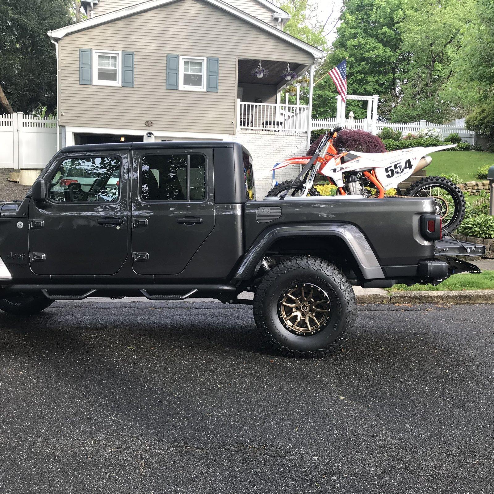 Jeep Gladiator What did you do WITH your Gladiator today? 09A0D20F-434C-4CF4-B9E1-6942D1526A5D