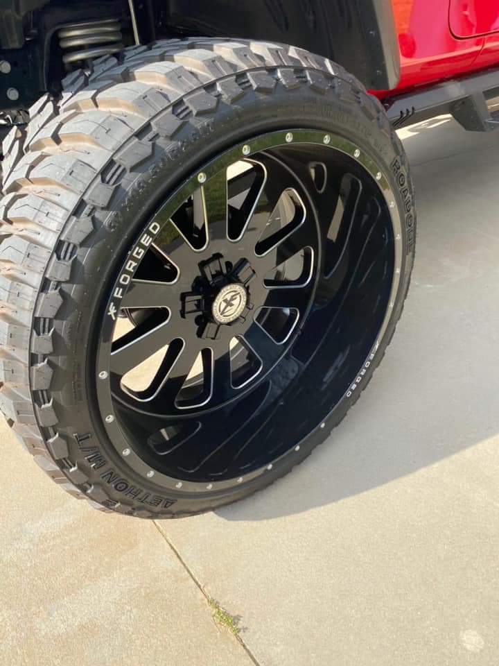 Jeep Gladiator Would you drive this 97926089_3198777073487541_2649079216208871424_n
