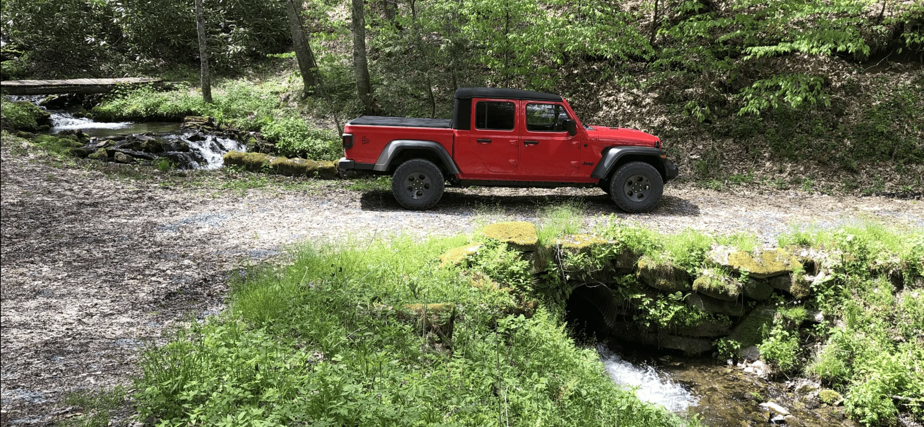 Jeep Gladiator FIRECRACKER RED Gladiator JT Club E18EDB59-AFE5-45BC-BAE5-A26CA5935A2C