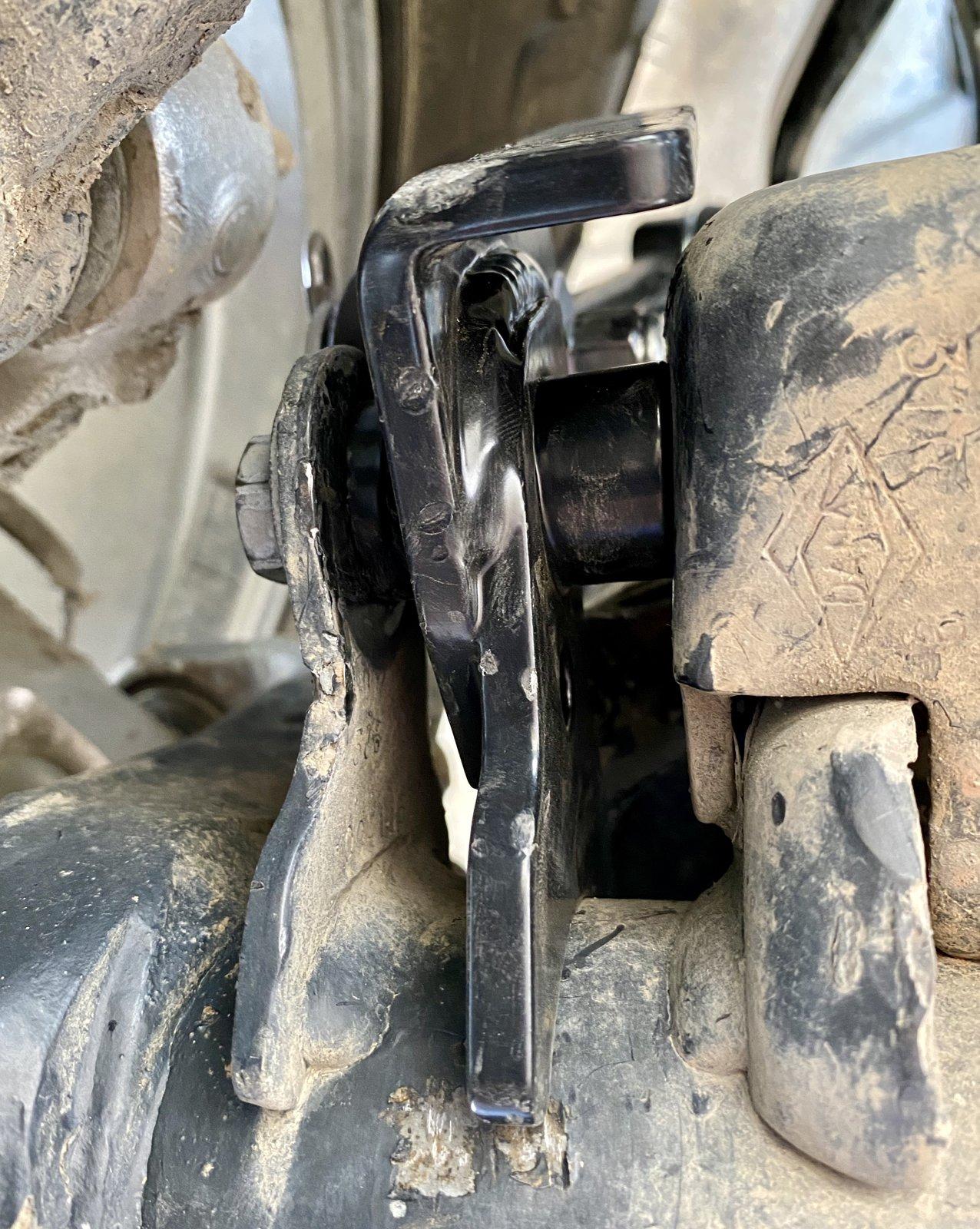 Jeep Gladiator Anybody have experience with the new Teraflex sway bar disconnects? 02657E95-25ED-4D02-B706-FBAB67697DC3