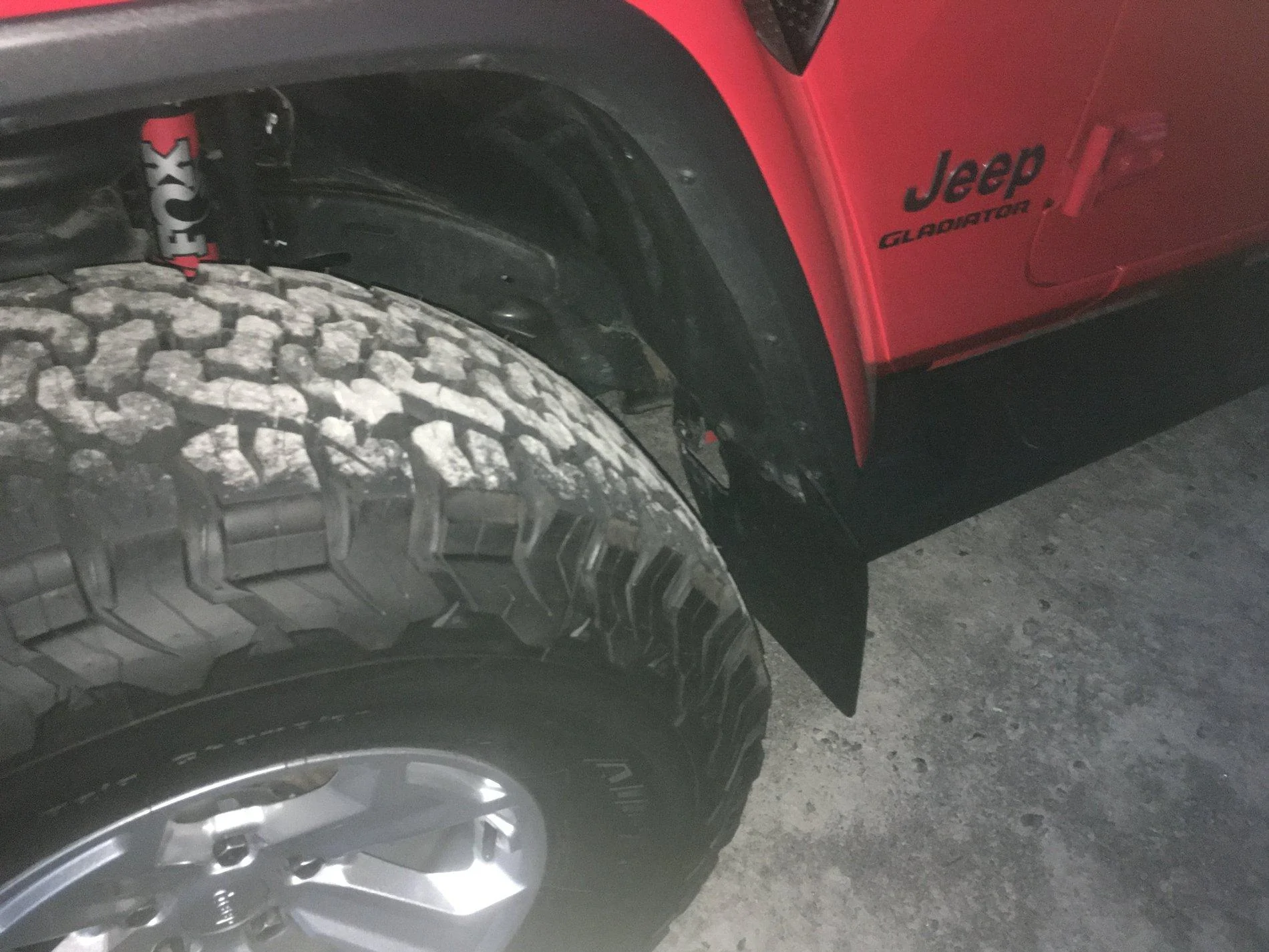 Jeep Gladiator Mud Flaps for Rubicon with Mopar steps? 23CBA2C5-D985-4E13-B630-33A6E8D216FB