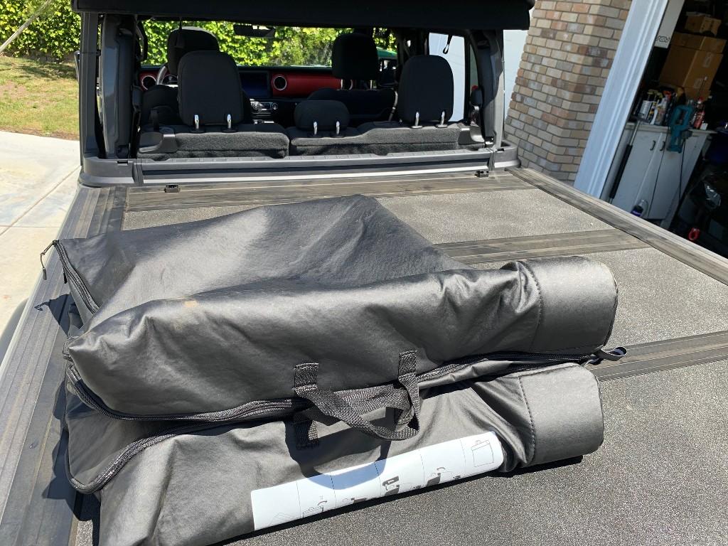 Jeep Gladiator Soft top rear window bag GYPGFe