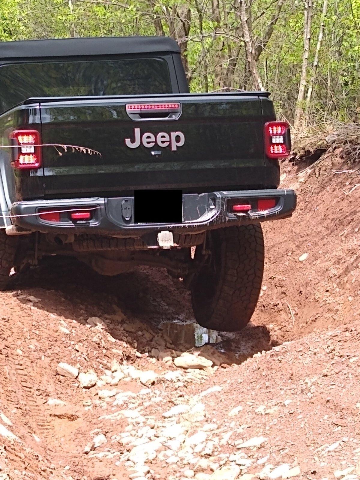 Jeep Gladiator What did you do WITH your Gladiator today? 3E9BDDF7-645A-47FB-824D-15DA6CF9D99D
