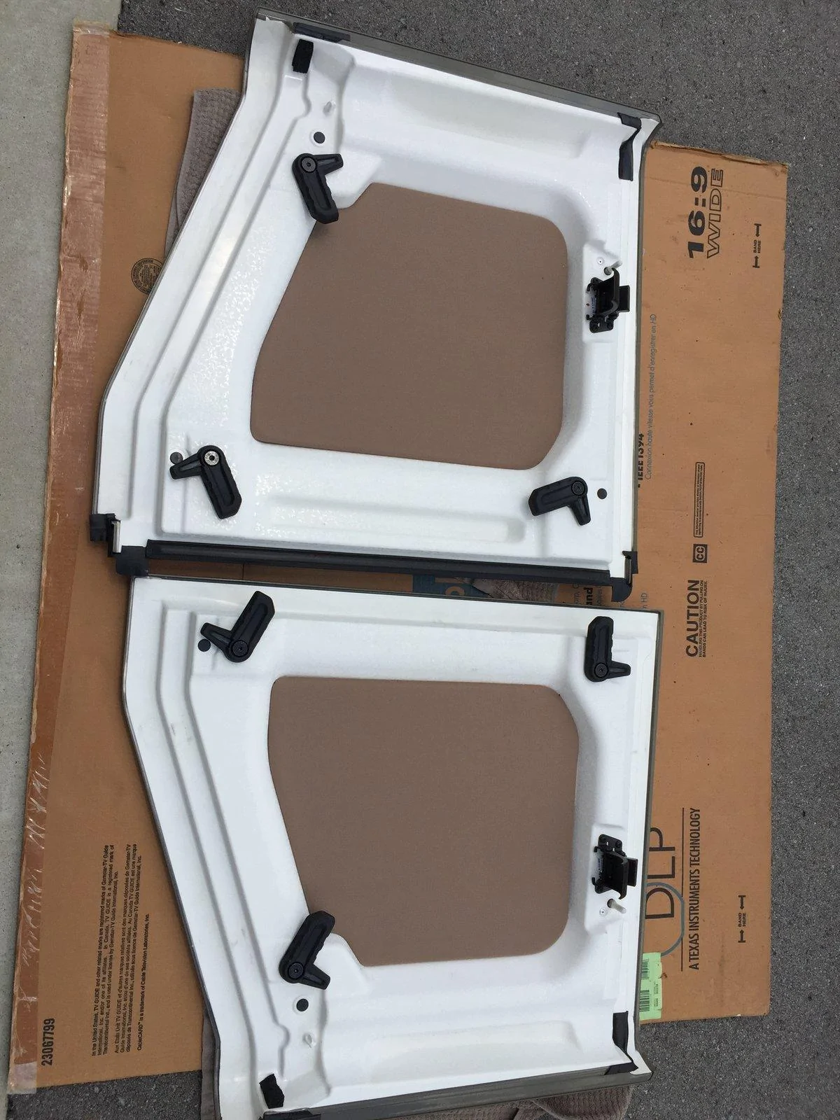 Jeep Gladiator HOTHEADS headliner review D77790A6-57C0-4C39-92ED-B1EA4301F117