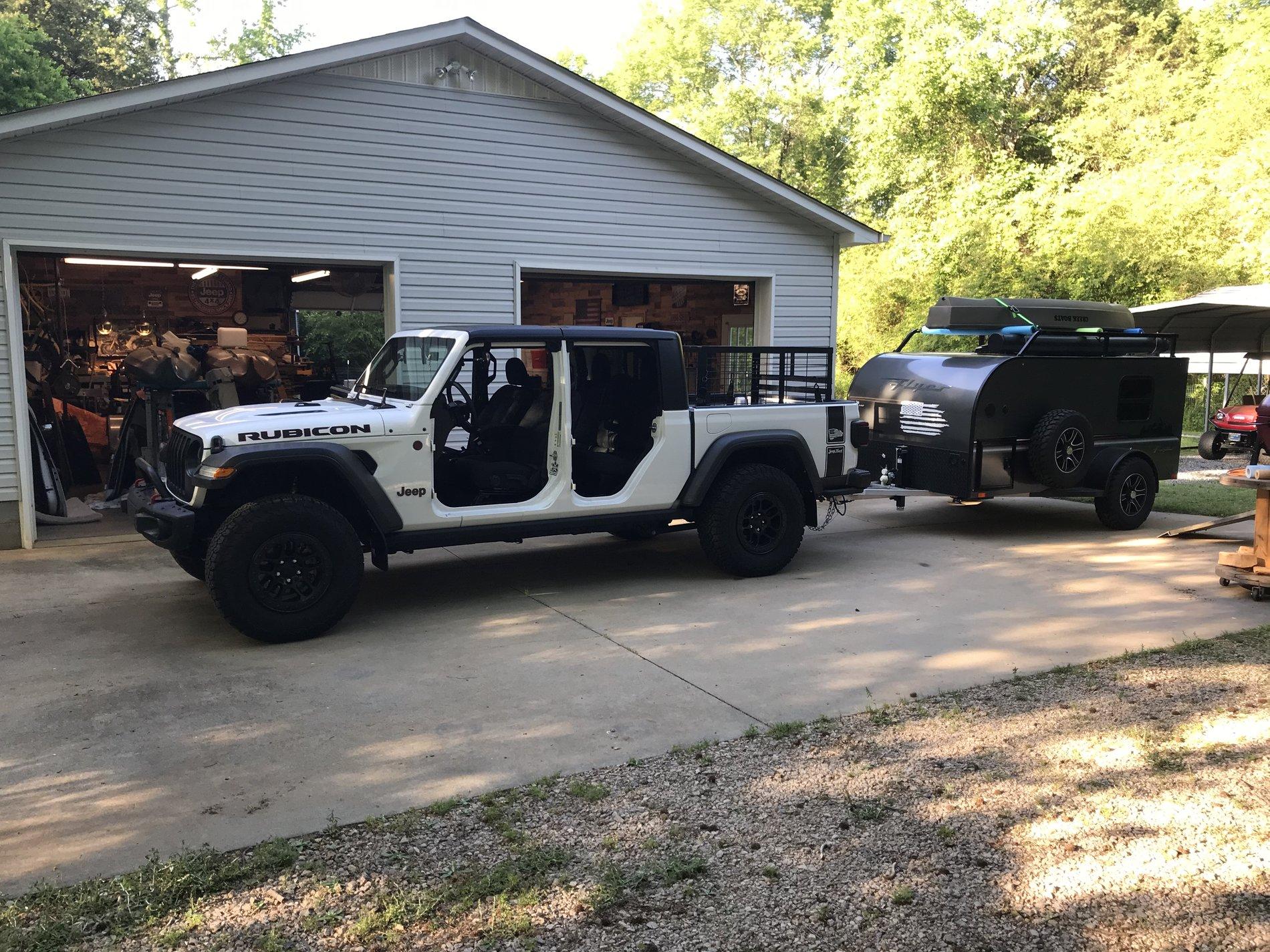 Jeep Gladiator So, what is everybody towing? 427A2743-46BF-4BDA-A55E-26CAAF04812F