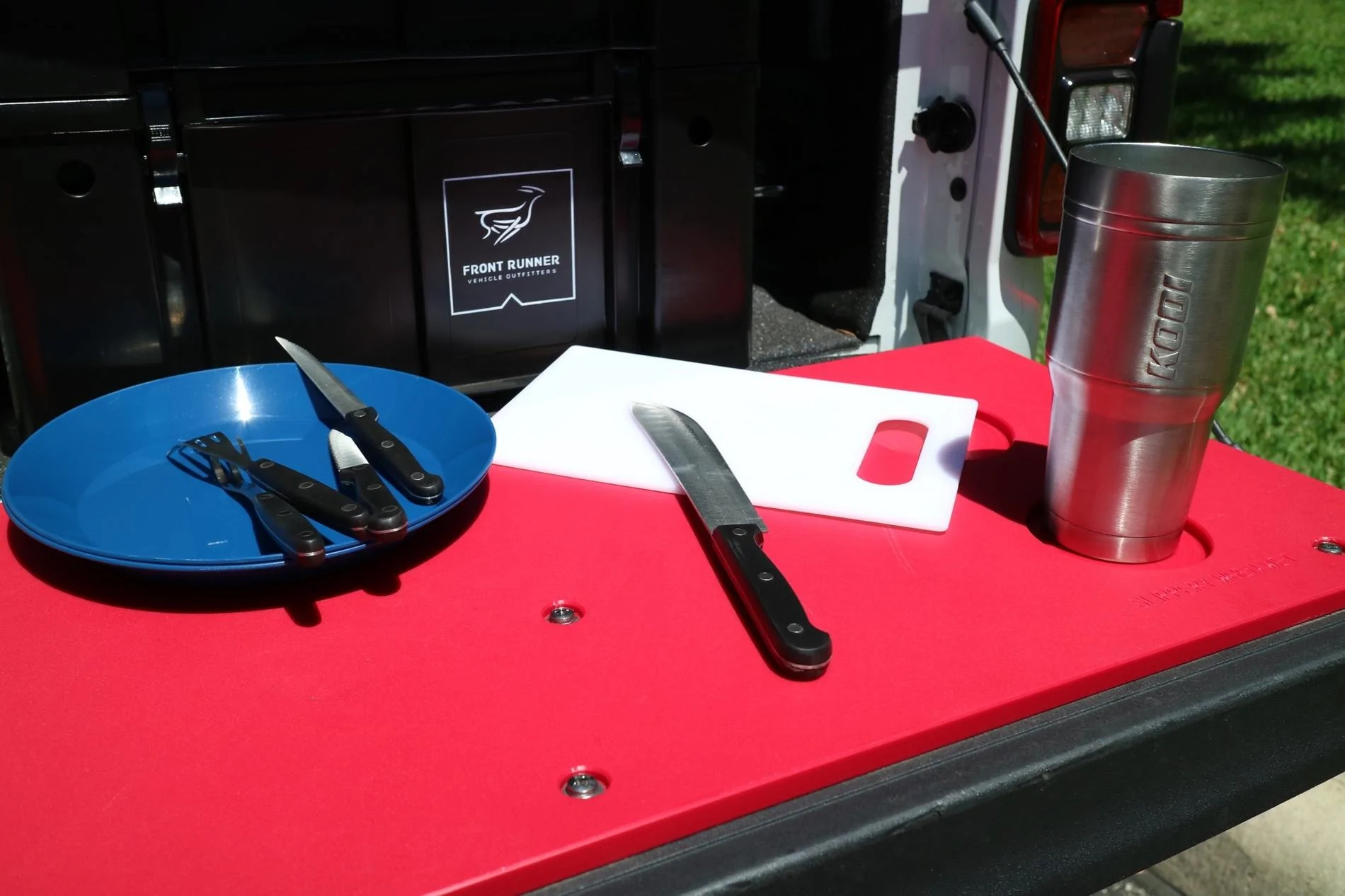 Jeep Gladiator Mountain Hatch cover installed w8IWVY
