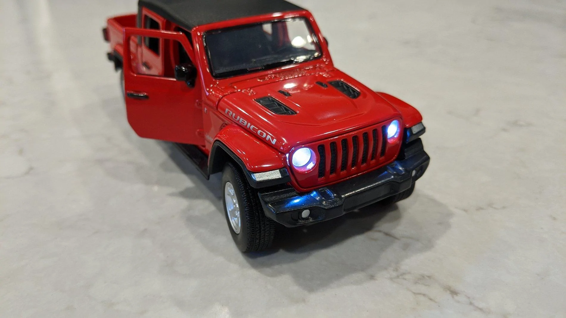 Jeep Gladiator 1:32 diecast model Jeep Gladiator!!! IMG_20200521_133828