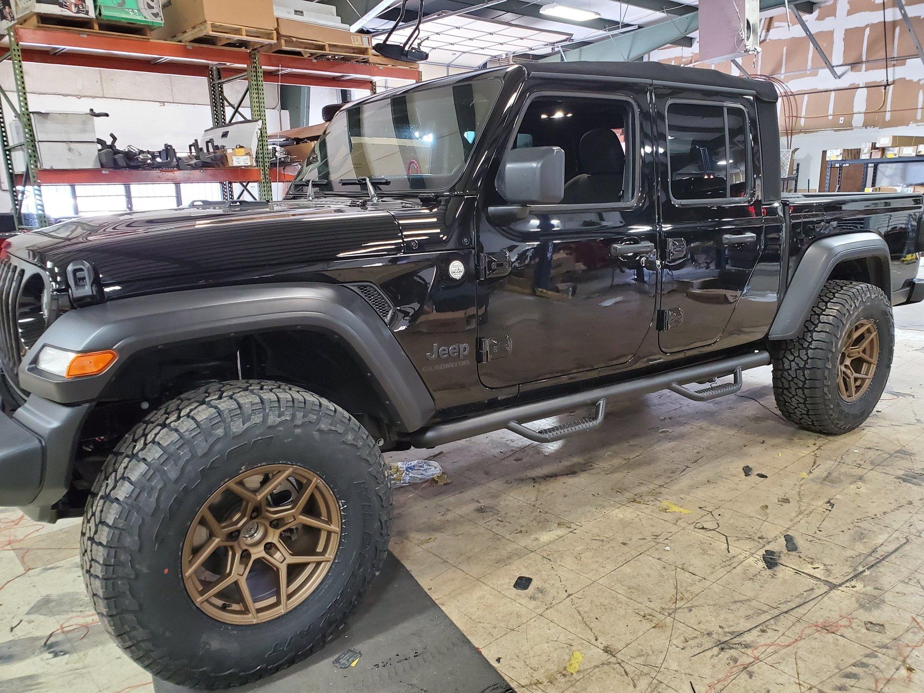 Jeep Gladiator BLACK Gladiator JT Club 20200521_164013