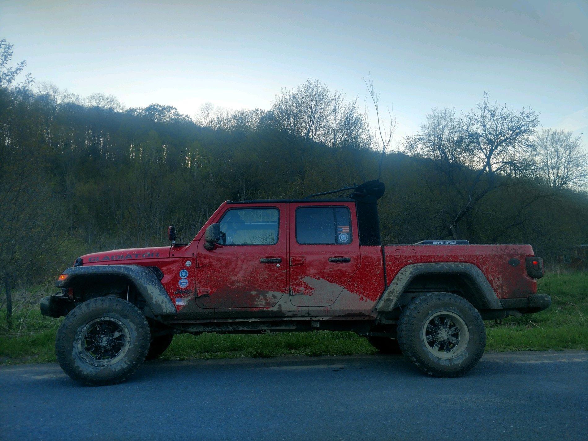 Jeep Gladiator Lets see all those Gladiators with lifts and bigger tires! 18784