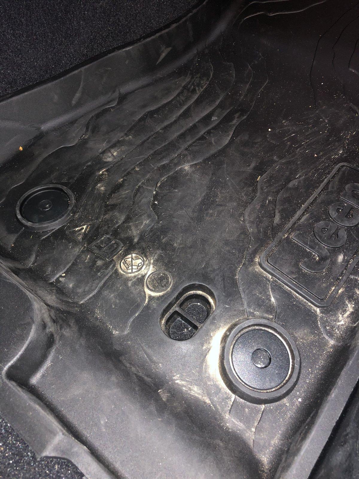 Jeep Gladiator Purpose of this hole in the weather floor mats? 2AD1BEFB-6679-4999-A2B7-A895FEAAE249