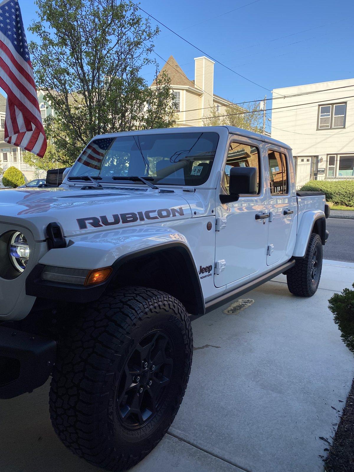 Jeep Gladiator 2020 Gladiator Launch Edition For sale in NJ, 120 miles on it. IMG_0631