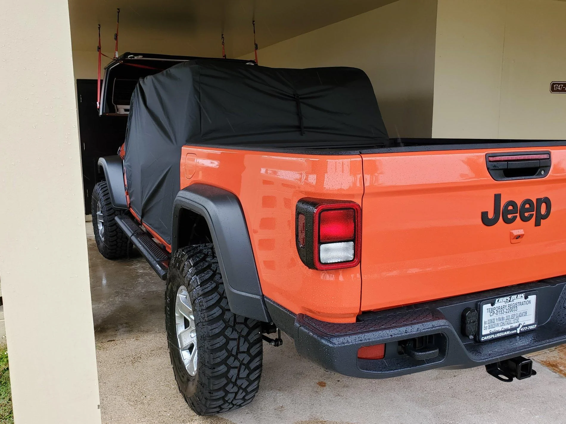 Jeep Gladiator The Mopar Mesh Sunbonnet Install by Coverking - Get ready for summer 20200408_134931