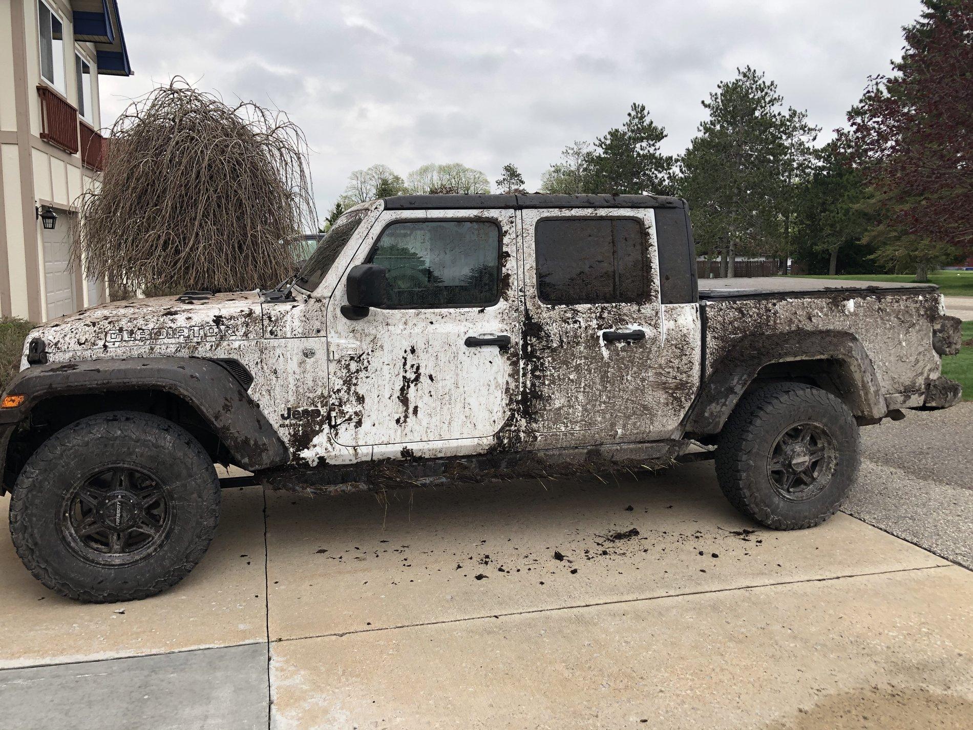 Jeep Gladiator What did you do WITH your Gladiator today? 29FB1C10-C95E-4462-A059-FE55B6447680