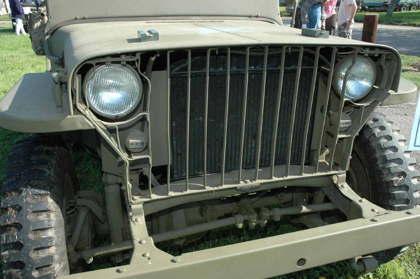Jeep Gladiator 7 slot grill for 7 continents? 21600345-5AB2-43B3-84C8-840A2C6F8000