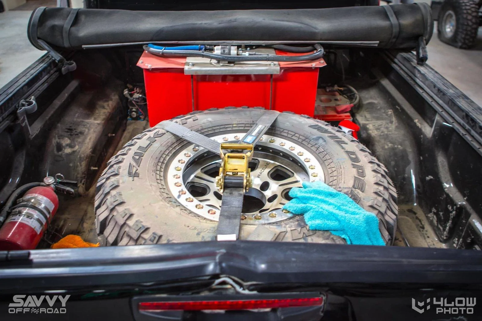 Jeep Gladiator Gladiator Survived King of the Hammers Savvy Racing and 4lowphotography 51429068_2140364852723737_6402501361530830848_o