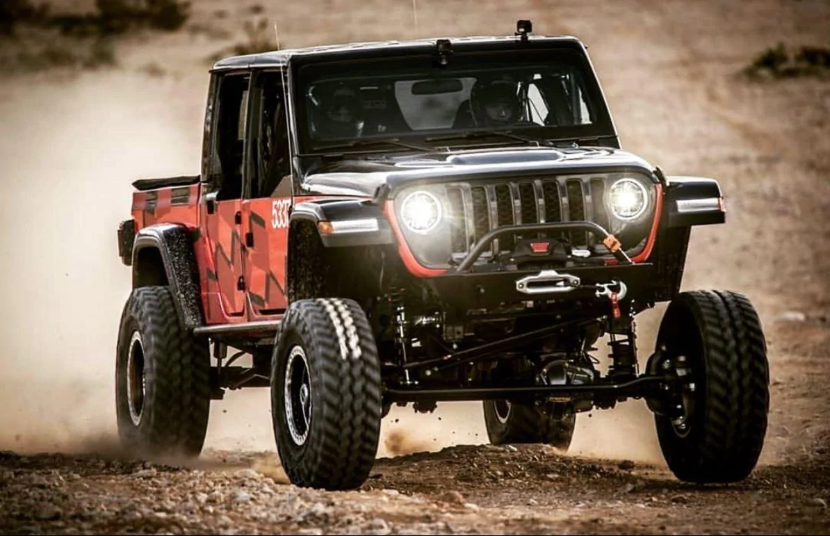 Jeep Gladiator Gladiator Survived King of the Hammers Savvy Racing and 4lowphotography jt 5337