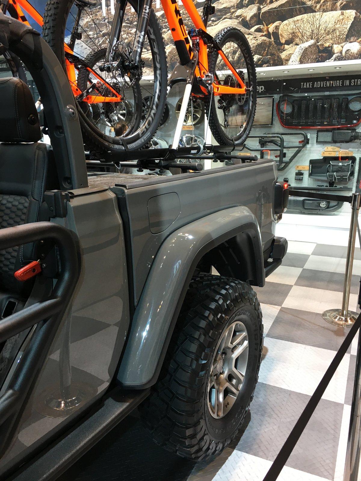 Jeep Gladiator Gladiator takes Chicago! 670FBC25-3FD2-42D7-94E4-FE4946A4C8EF