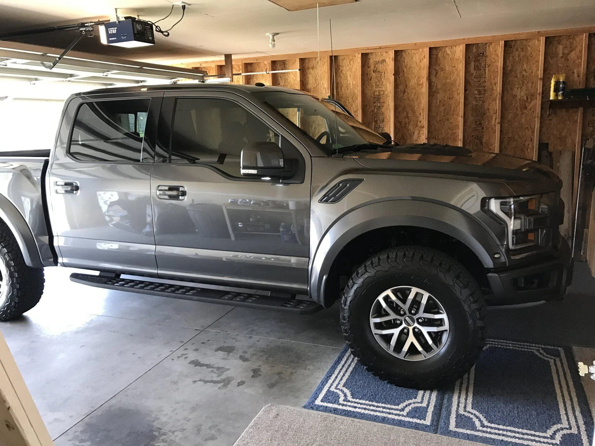 Jeep Gladiator Discussion: 2020 Ford Raptor or 2020 Jeep Gladiator 766AF8C2-68A9-4ED5-A8AA-33779BED2BE4