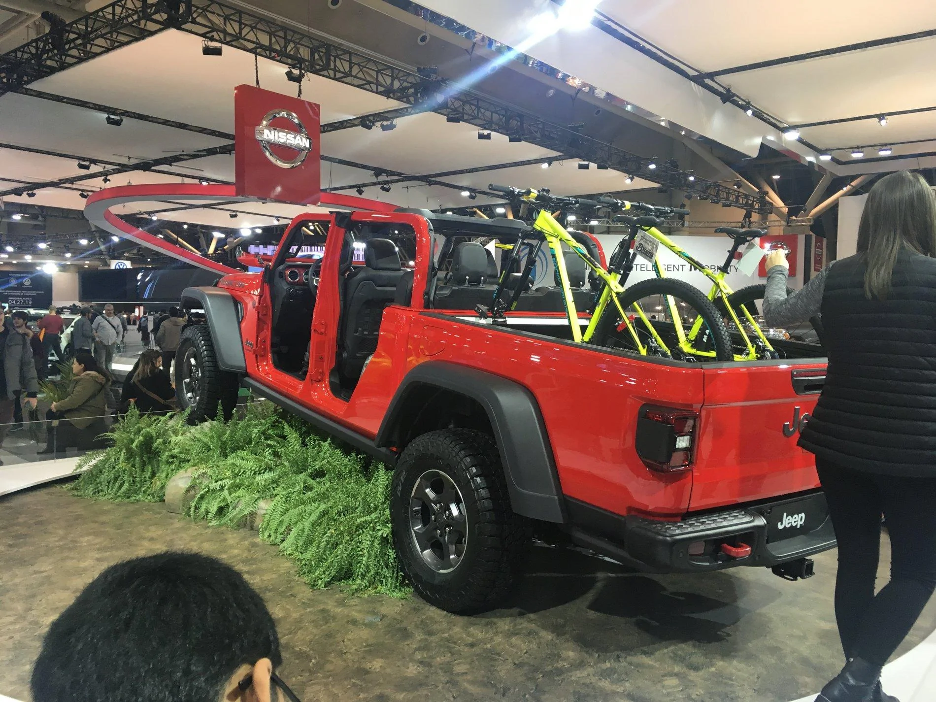 Jeep Gladiator FIRECRACKER RED Gladiator JT Club 63F22FB7-21F4-4D76-8D9C-98E74EF69819