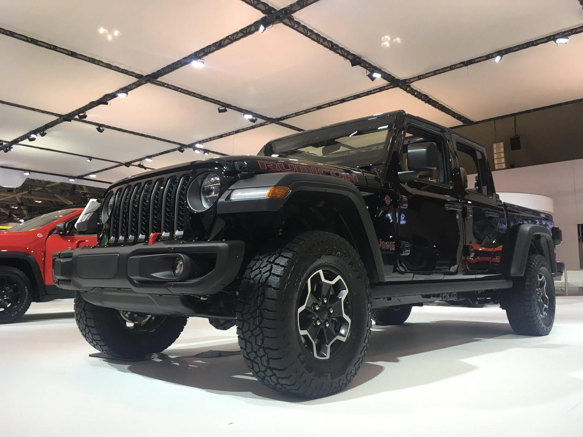 Jeep Gladiator BLACK Gladiator JT Club BB115FD1-4D9C-45D4-9417-950B3EC764BE