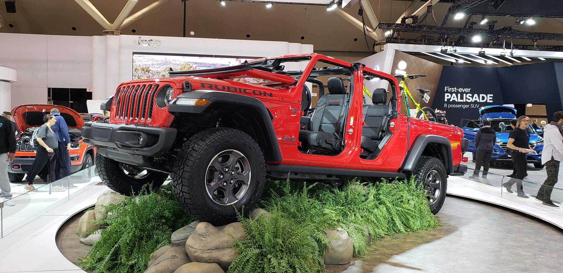 Jeep Gladiator FIRECRACKER RED Gladiator JT Club 20190222_165826-