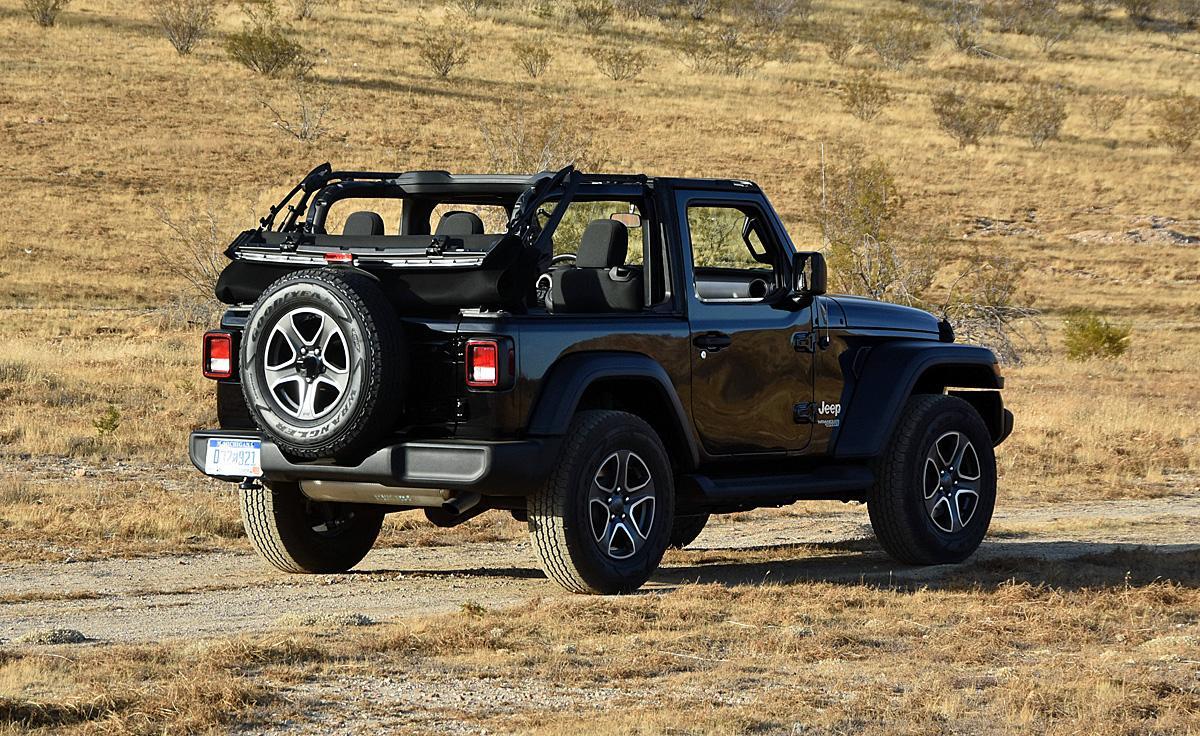 Jeep Gladiator FIRECRACKER RED Gladiator JT Club 2018-jeep-wrangler-jl-2-door-sport-s-black-rear-quarter-to