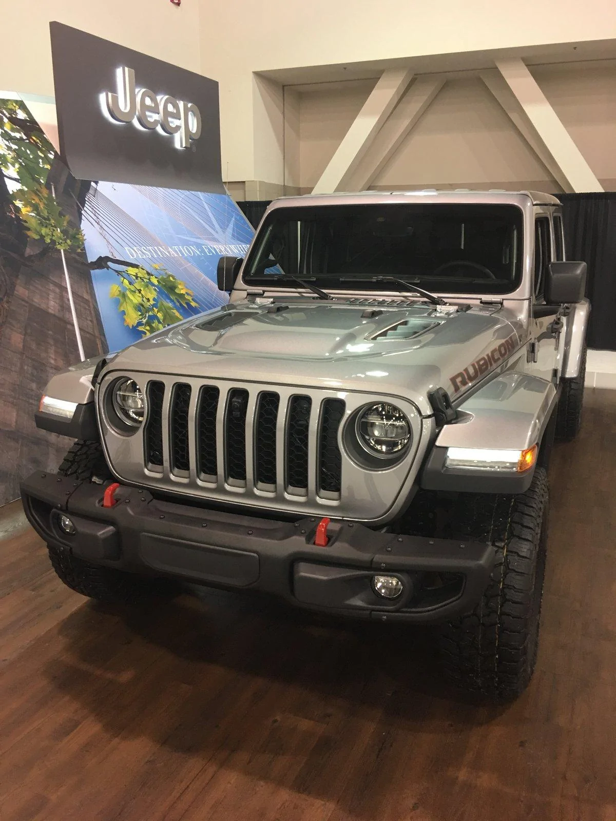 Jeep Gladiator Milwaukee WI Auto Show - My First Look! A3A861B1-422E-4157-BBCB-6969D8FBE669
