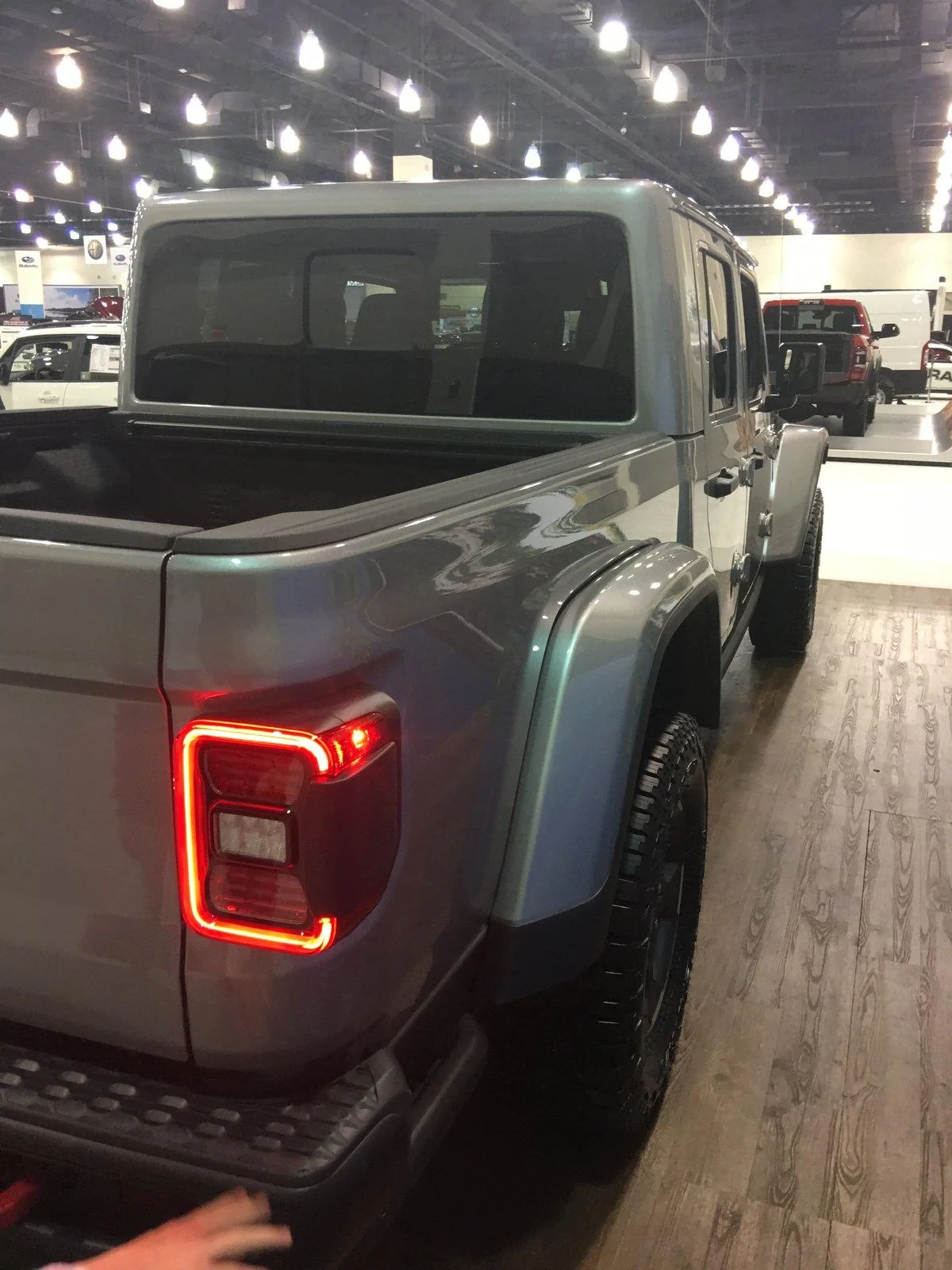 Jeep Gladiator Milwaukee WI Auto Show - My First Look! 753FD0EF-A15A-4A02-B500-139C3F8368B3